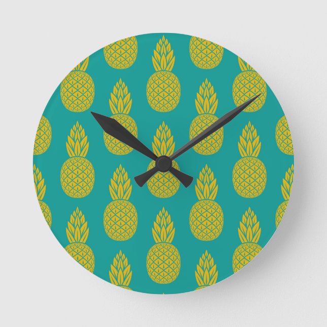 Pineapple Tropical Fruit Round Clock (Front)