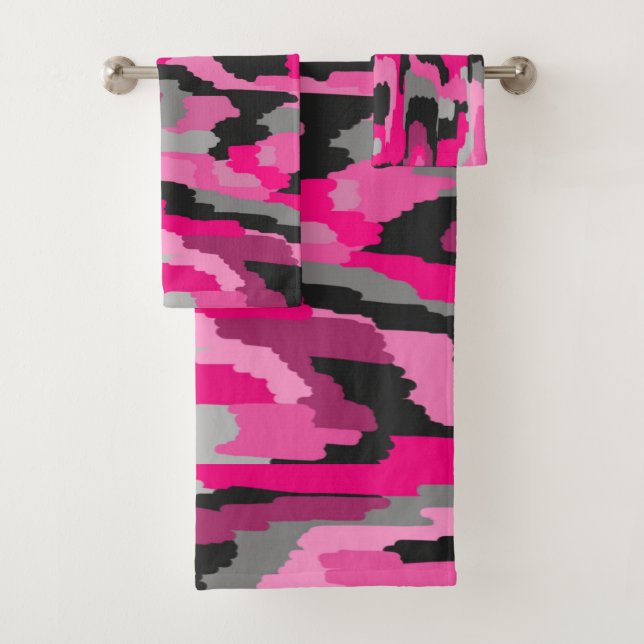 Pink and Black Abstract Print  Bath Towel Set (Insitu)
