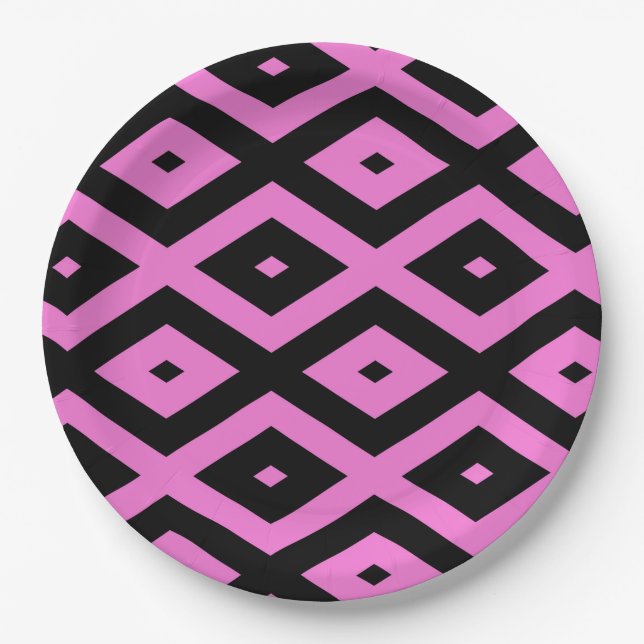 Pink and black diamond pattern paper plate (Front)