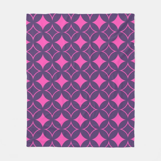 Pink and purple shippo fleece blanket (Front)