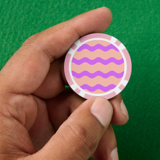 Pink and purple waves pattern poker chips (Hand)