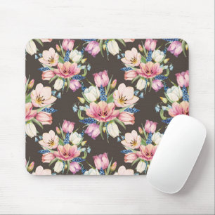 Pink And White Floral Bouquet Pattern Mouse Pad