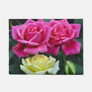 Pink and yellow roses floral print doormat