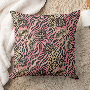 Pink Animal Print Fusion - Seamless Pattern Cushion