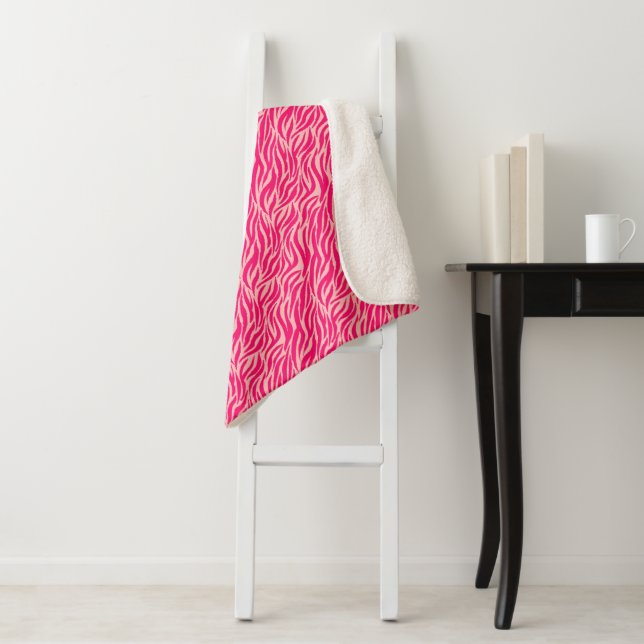 Pink Animal Print Sherpa Blanket (In Situ)