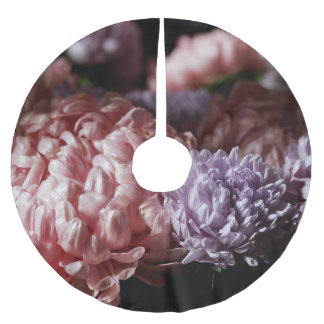 Pink Aster Bouquet: Baroque Lighting. Brushed Polyester Tree Skirt