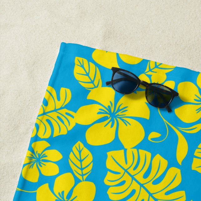 PINK BIKINI (BLUE/YELLOW) BEACH TOWEL (In Situ)