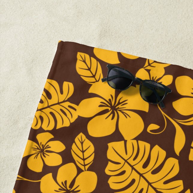 PINK BIKINI (BROWN/GOLD) BEACH TOWEL (In Situ)