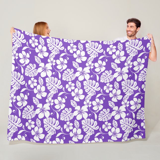 PINK BIKINI (GRAPE) FLEECE BLANKET (In Situ)