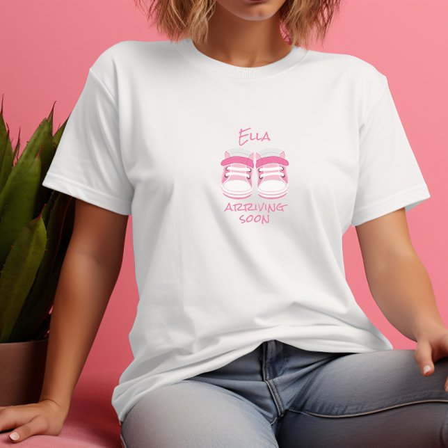 Pink Booties Custom Name Mum To Be T-Shirt (Creator Uploaded)