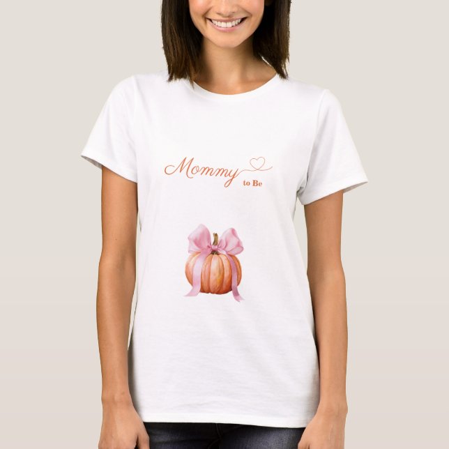 Pink Bow Pumpkin Mummy to Be T-Shirt (Front)