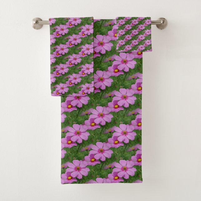 Pink Cosmos Flowers Nature Pattern     Bath Towel Set (Insitu)