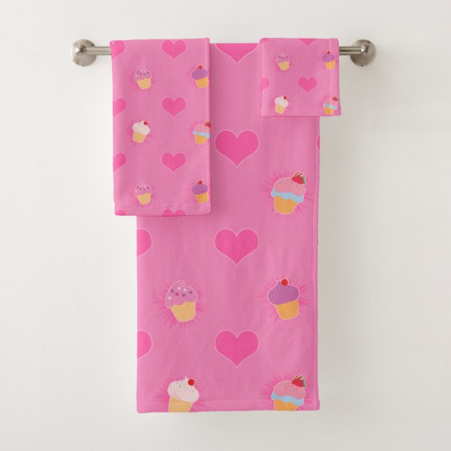 Pink Cupcake Pattern Bath Towel Set (Insitu)