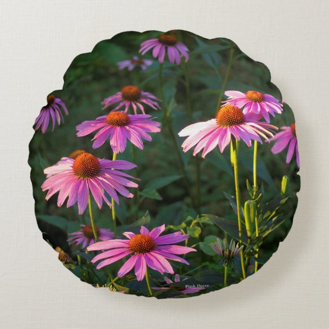 Pink Daises round pillow (Front)