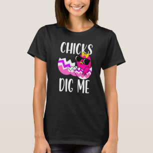 Pink Digging Chicks Funny Happy Easter Day T-Shirt
