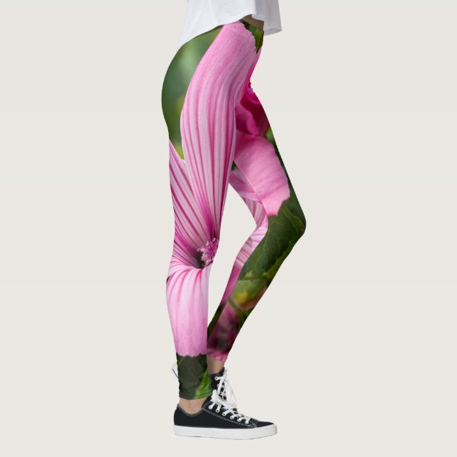 Pink flower leggings with morning dew (Right)