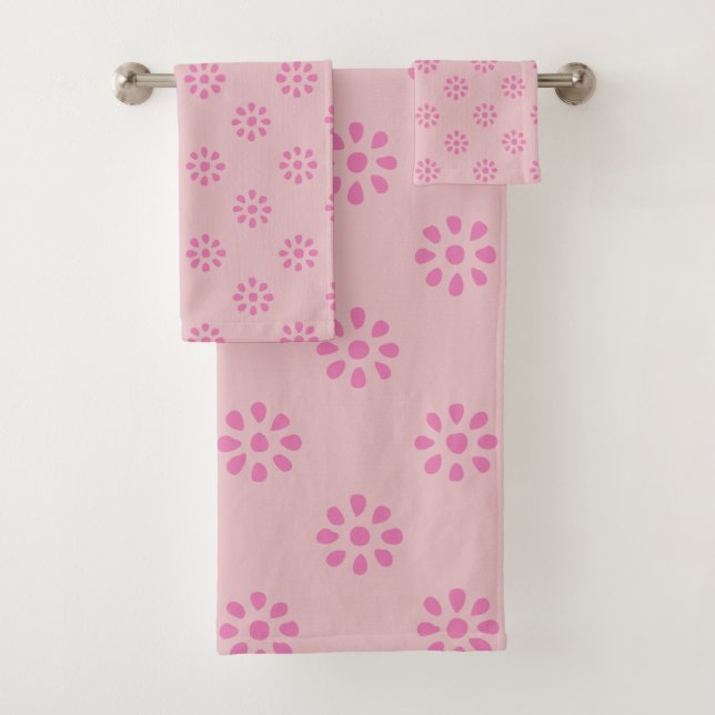 Pink Flowers Boho Aesthetic Pattern Bath Towel Set (Insitu)
