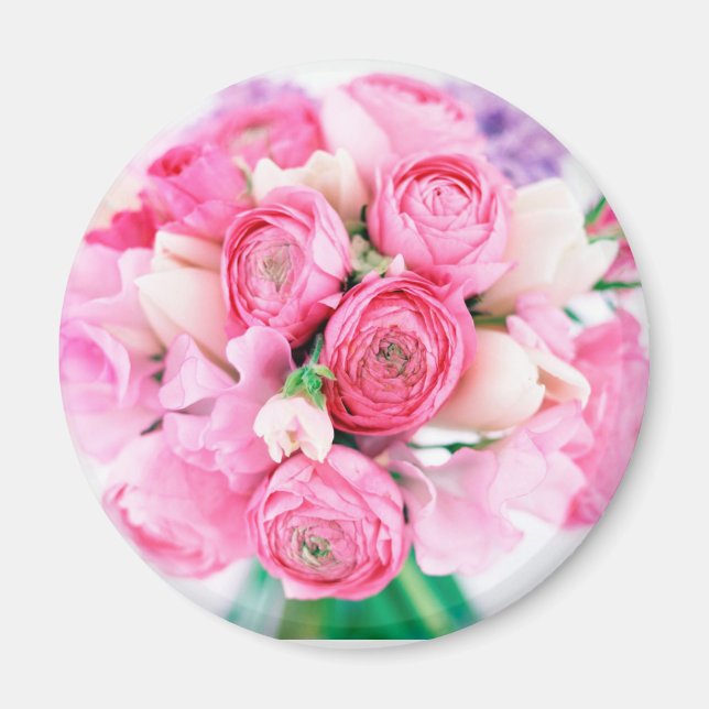 Pink Flowers Round Magnet (Front)