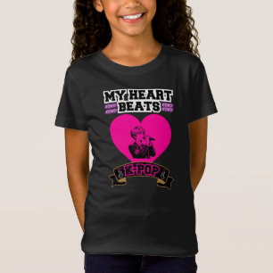 Pink Heart Idol Singing KPop Music Love Design T-Shirt