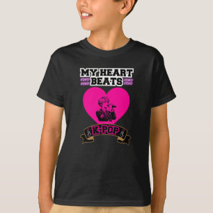 Pink Heart Idol Singing KPop Music Love Design T-Shirt