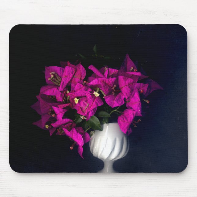 Pink heart in black mouse pad (Front)