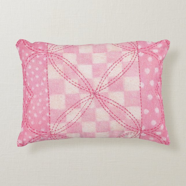 PINK HEART QUILT Accent Pillow (Front)