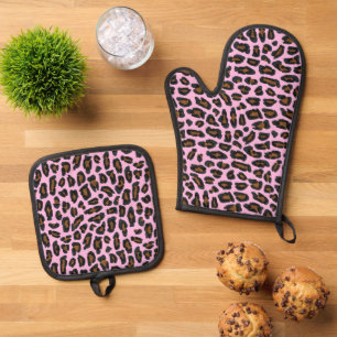 Pink Leopard print Oven Mitt & Pot Holder Set