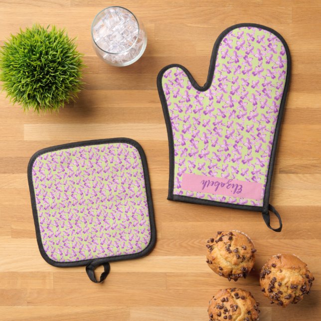 pink lilac flower patternOven Mitt and Pot Holders Oven Mitt & Pot Holder Set (Top Down)