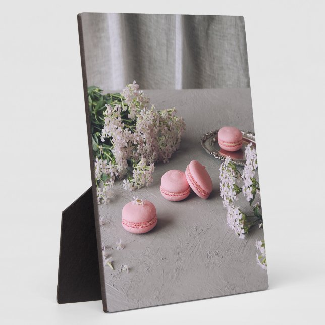 pink macaron plaque (Side)
