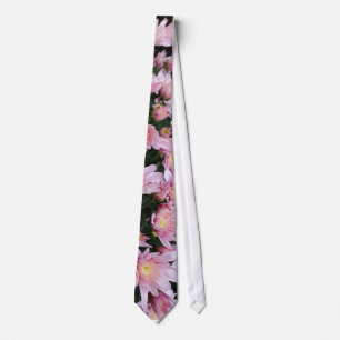 Pink mums tie