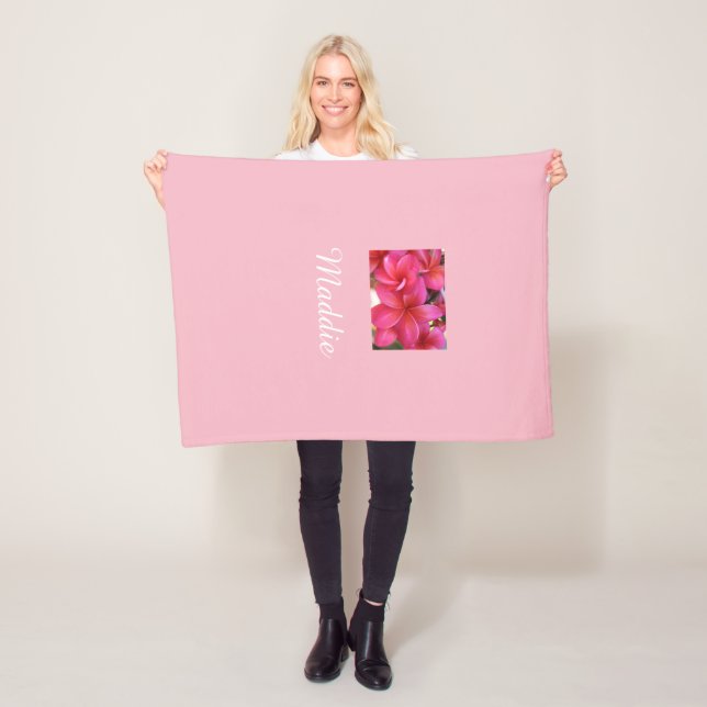 Pink plumeria blanket personalise (In Situ)