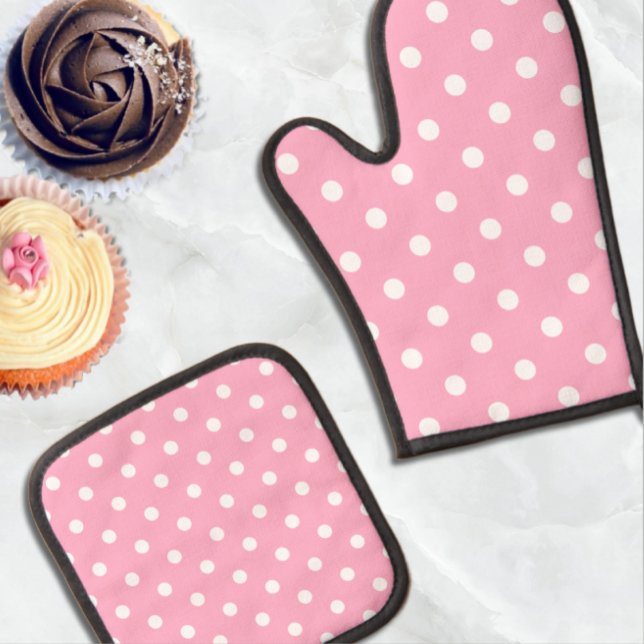 Pink Polka Dots Oven Mitt & Pot Holder Set (Creator Uploaded)