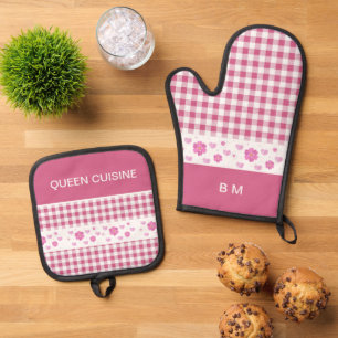 pink queen cuisine scottish plaid & floral oven mitt & pot holder set