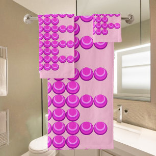 Pink retro pattern in trendy style bath towel set