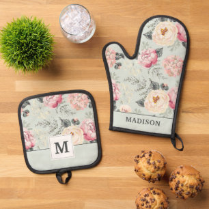 Pink Rose Garden Flower Pattern Oven Mitt & Pot Holder Set
