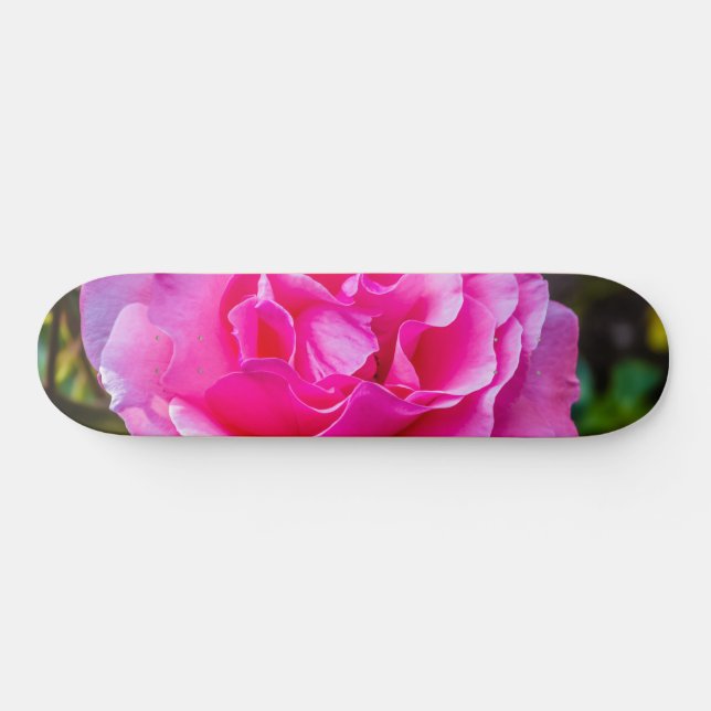 Pink rose. skateboard (Horz)