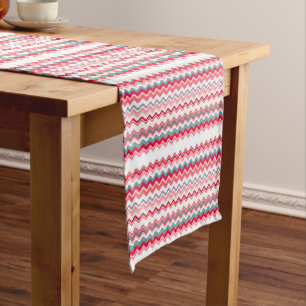 Pink Wavy Zigzag Pattern Short Table Runner
