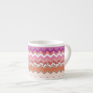 Pink zigzag background espresso cup