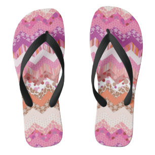 Pink zigzag background jandals