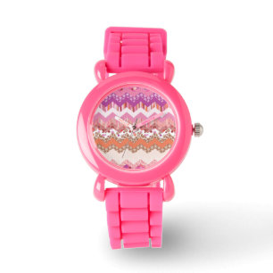 Pink zigzag background watch
