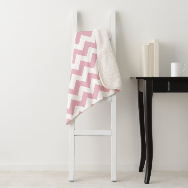 Pink Zigzag, Pink Chevron, Geometric Pattern Sherpa Blanket (In Situ)