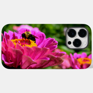 Pink zinnia with bumblebee pink flowers cute bee Case-Mate iPhone 14 pro max case