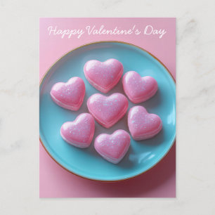 Pinke Herzen auf blauem Teller Valentinstag Postcard