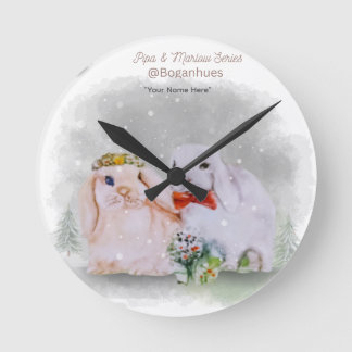 "Pipa & Marlow" Boganhues print Round Clock