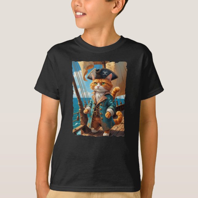 Pirate cat on the deck of his ship! T-Shirt (Front)