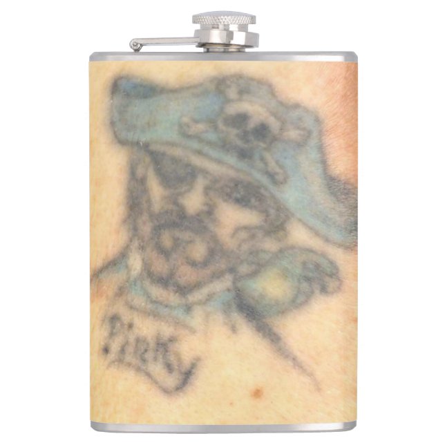 Pirate pinky hip flask (Front)
