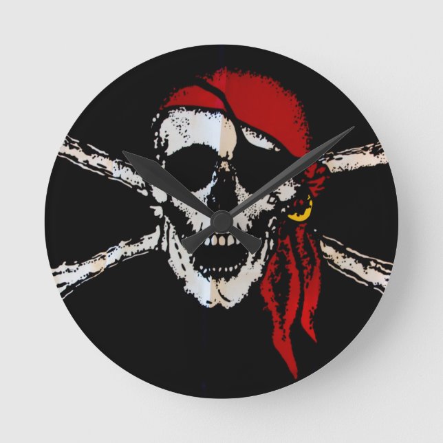 Pirate Skull And Crossbones Round Clock (Front)
