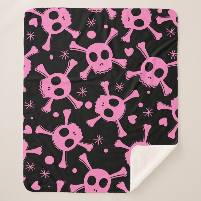 Pirate Skull: Girlish Hearts Pattern Sherpa Blanket (Front)