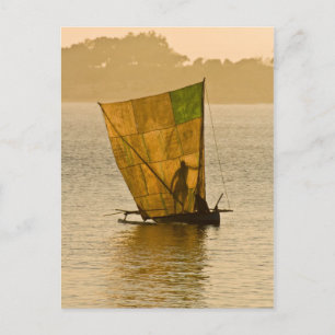 Piroguier Vezo Postcard