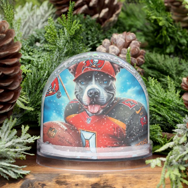 PIT BULL FOOTBALL SNOWGLOBE (Winter)